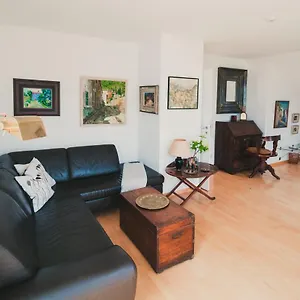  Apartment Flair