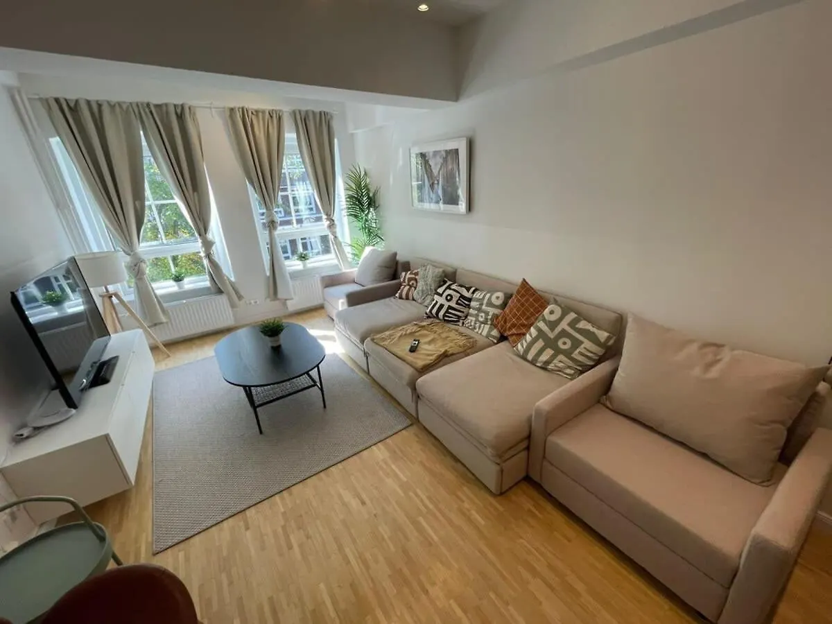 Hamburg City Center Apartment